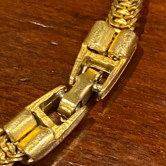 Elegant Modernist Glossy Black Enamel and Gold ToneNecklace with Large Crystals - Picture 10 of 12